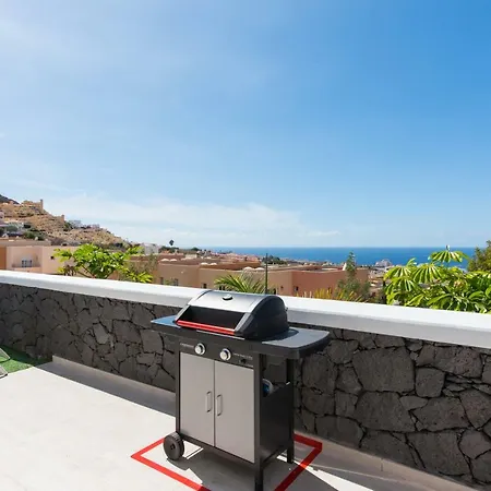 Luxury White With Sea View, Heated Pool *