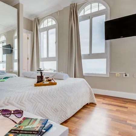Vila Luxury White With Sea View, Heated Pool Costa Adeje (Tenerife)