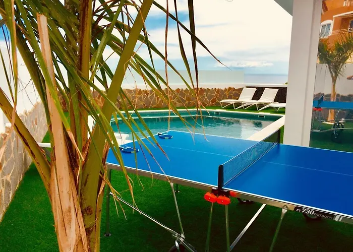 빌라 Luxury White With Sea View, Heated Pool *