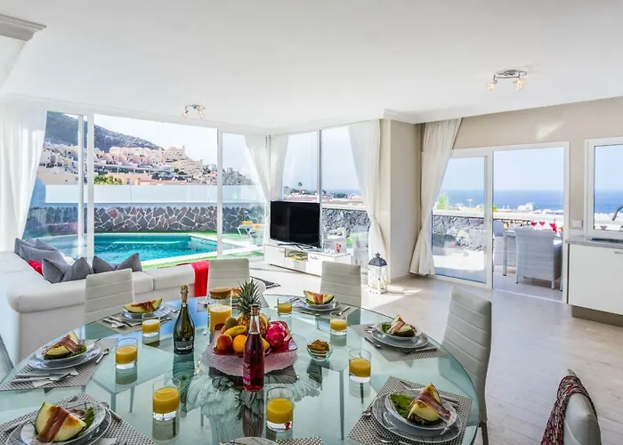 빌라 Luxury White With Sea View, Heated Pool *