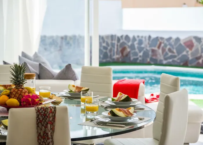 Luxury White With Sea View, Heated Pool 빌라 *